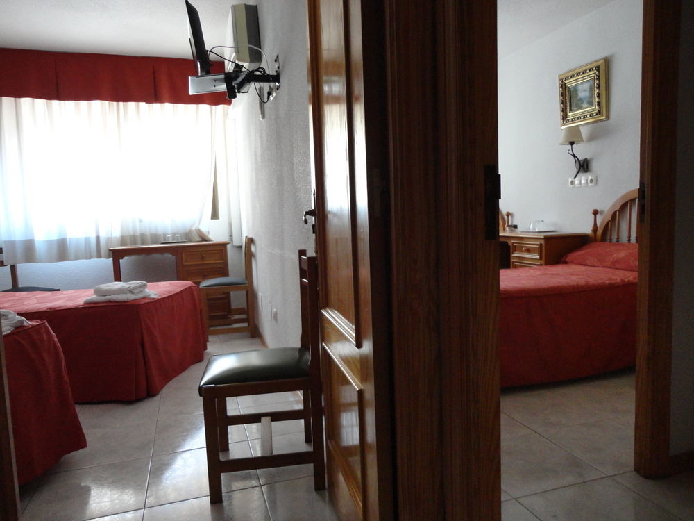 Pension Venecia ปินโต ภายนอก รูปภาพ