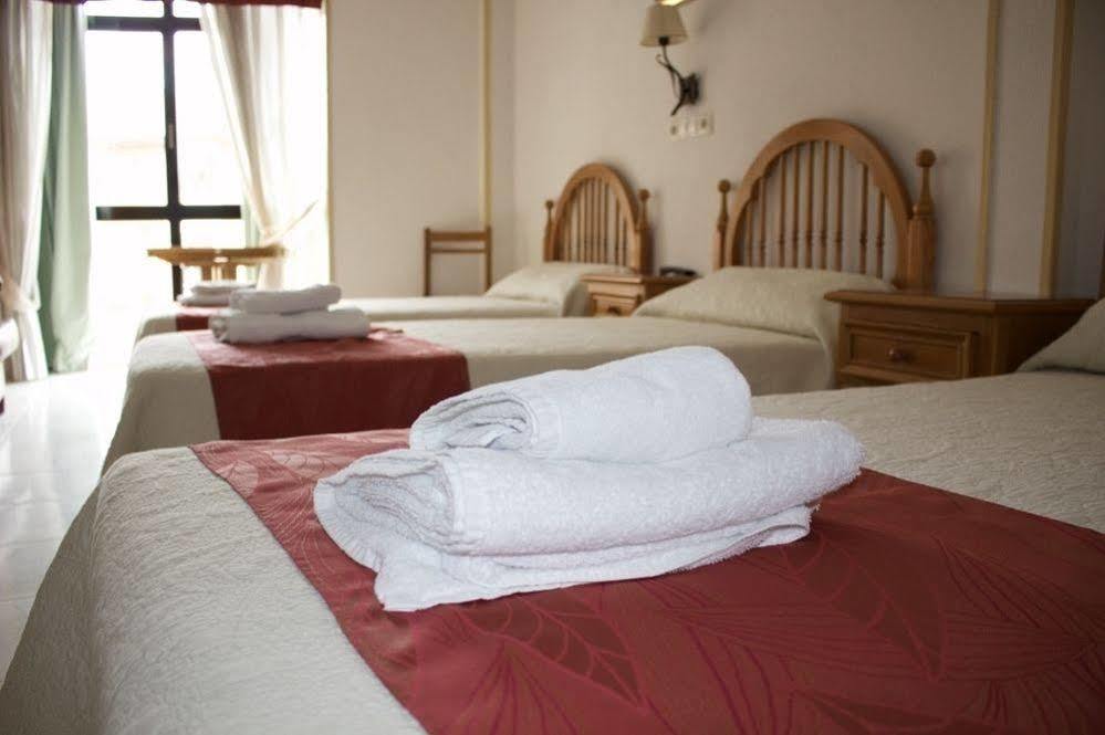 Pension Venecia ปินโต ภายนอก รูปภาพ